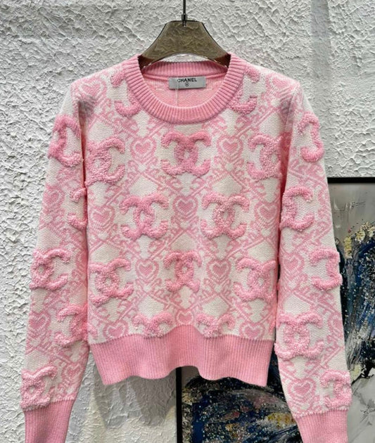 CC pink logo jumper